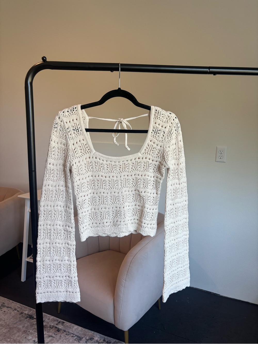 Hollister White Crochet Scoop Tie-Back Long Sleeve Top
